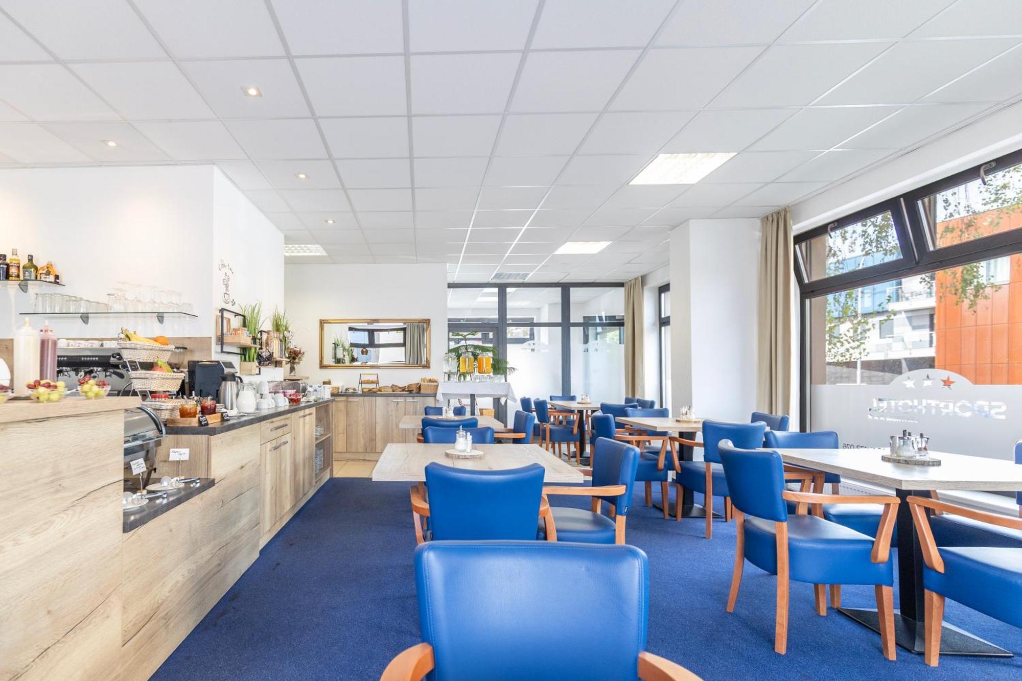 Sport Hotel Centrum Valašské Meziříčí Zewnętrze zdjęcie