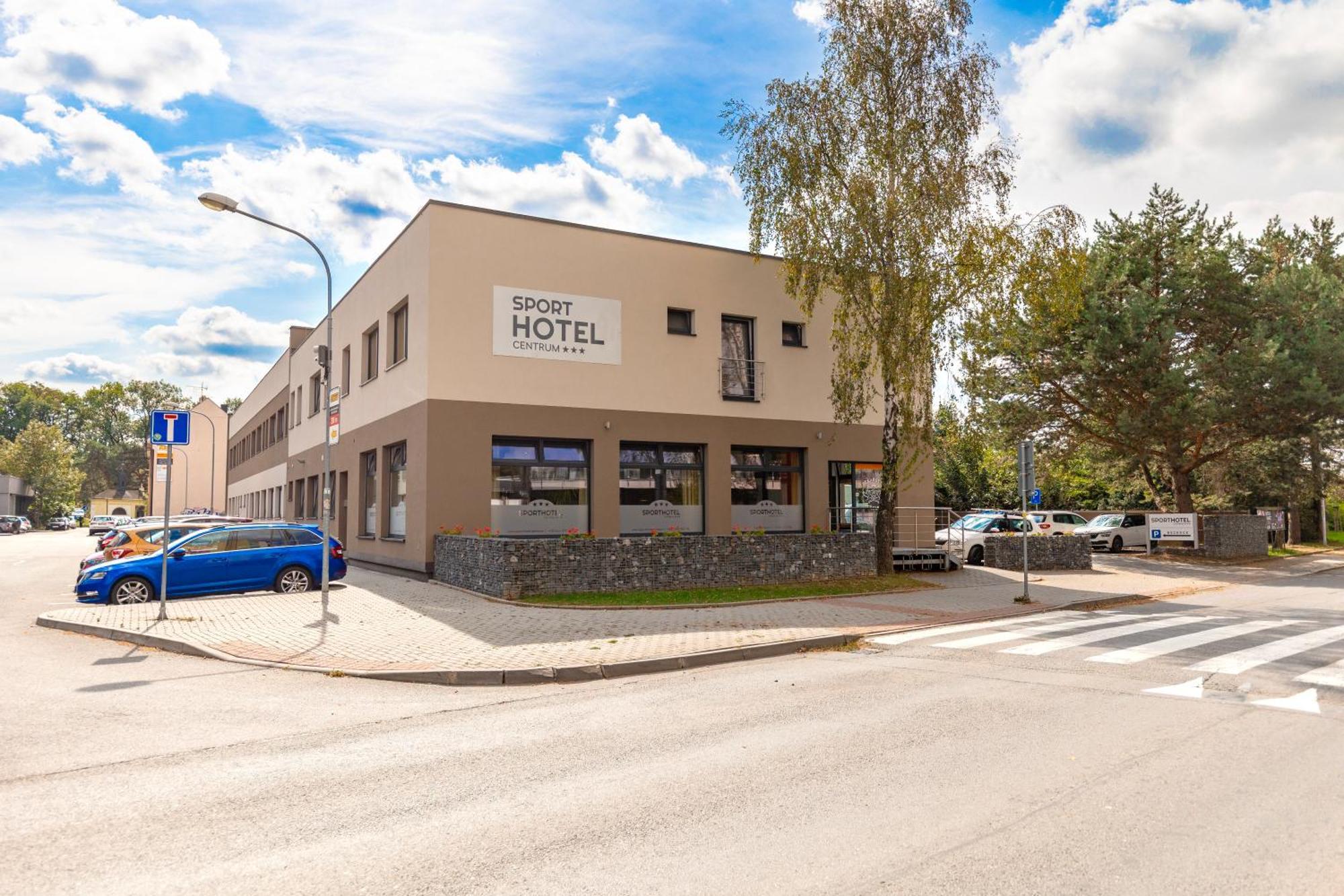 Sport Hotel Centrum Valašské Meziříčí Zewnętrze zdjęcie