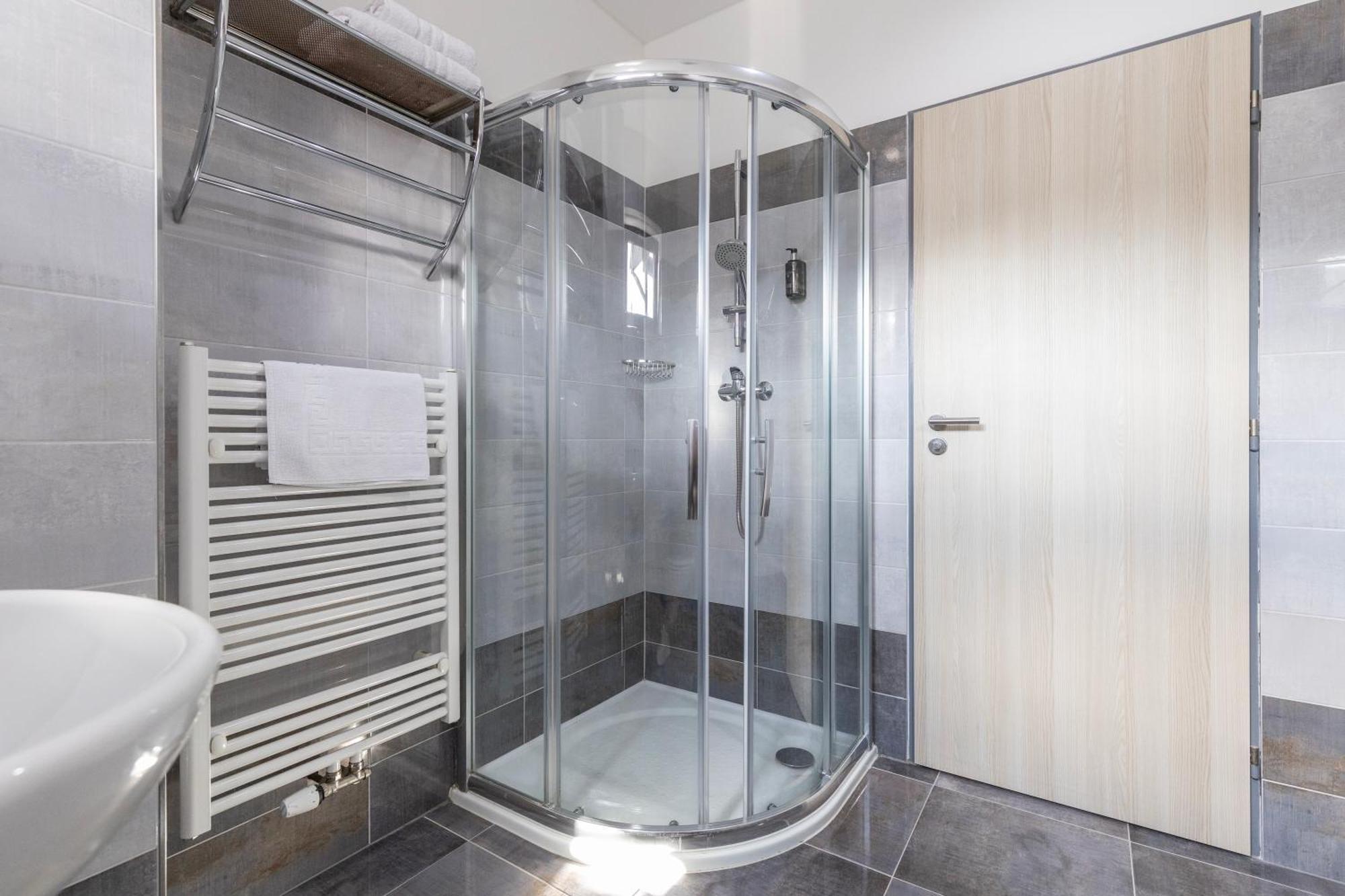 Sport Hotel Centrum Valašské Meziříčí Zewnętrze zdjęcie