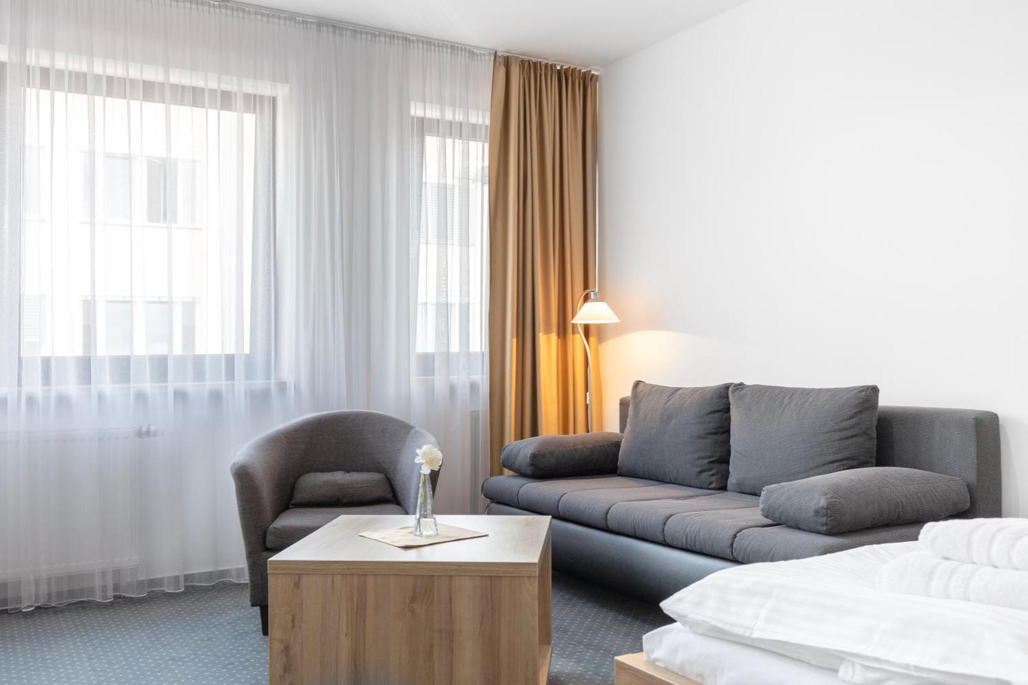 Sport Hotel Centrum Valašské Meziříčí Zewnętrze zdjęcie